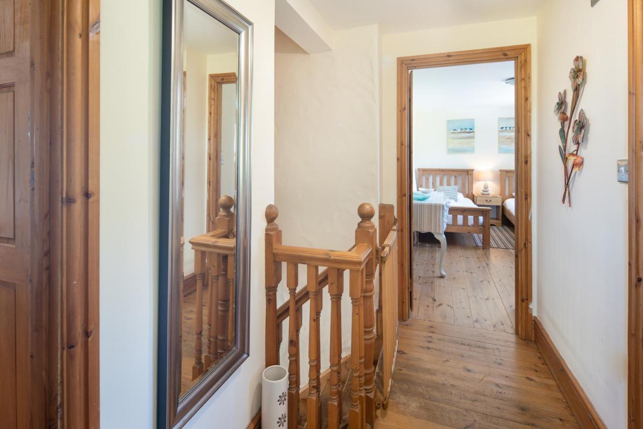 Wrth Y Nant Villa Saint Ishmaels  Ngoại thất bức ảnh